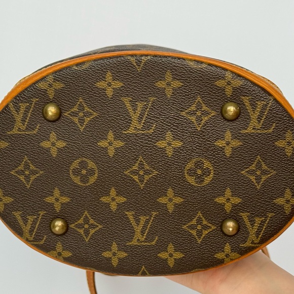 Louis Vuitton Monogram Bucket PM Shoulder Tote Bag - Picture 6 of 15